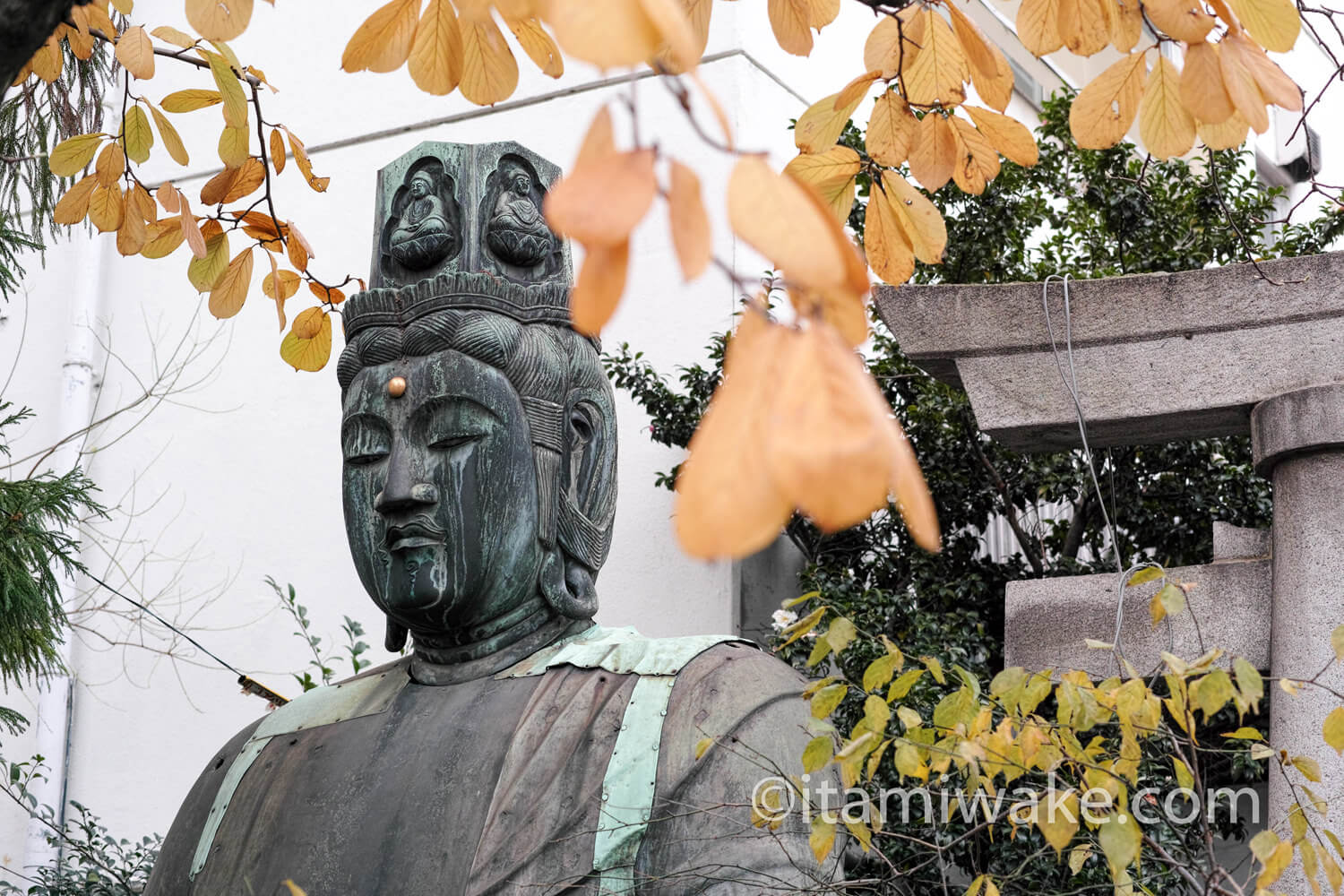 引きの大日如来