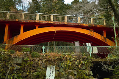 高蔵寺のコンクリート廃墟