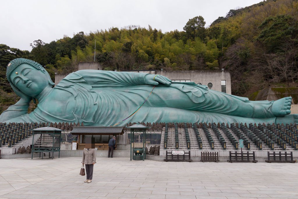 福岡県篠栗町の南蔵院に参拝！日本一の涅槃像がハンパない！ iPhone持って珍スポットいてくる