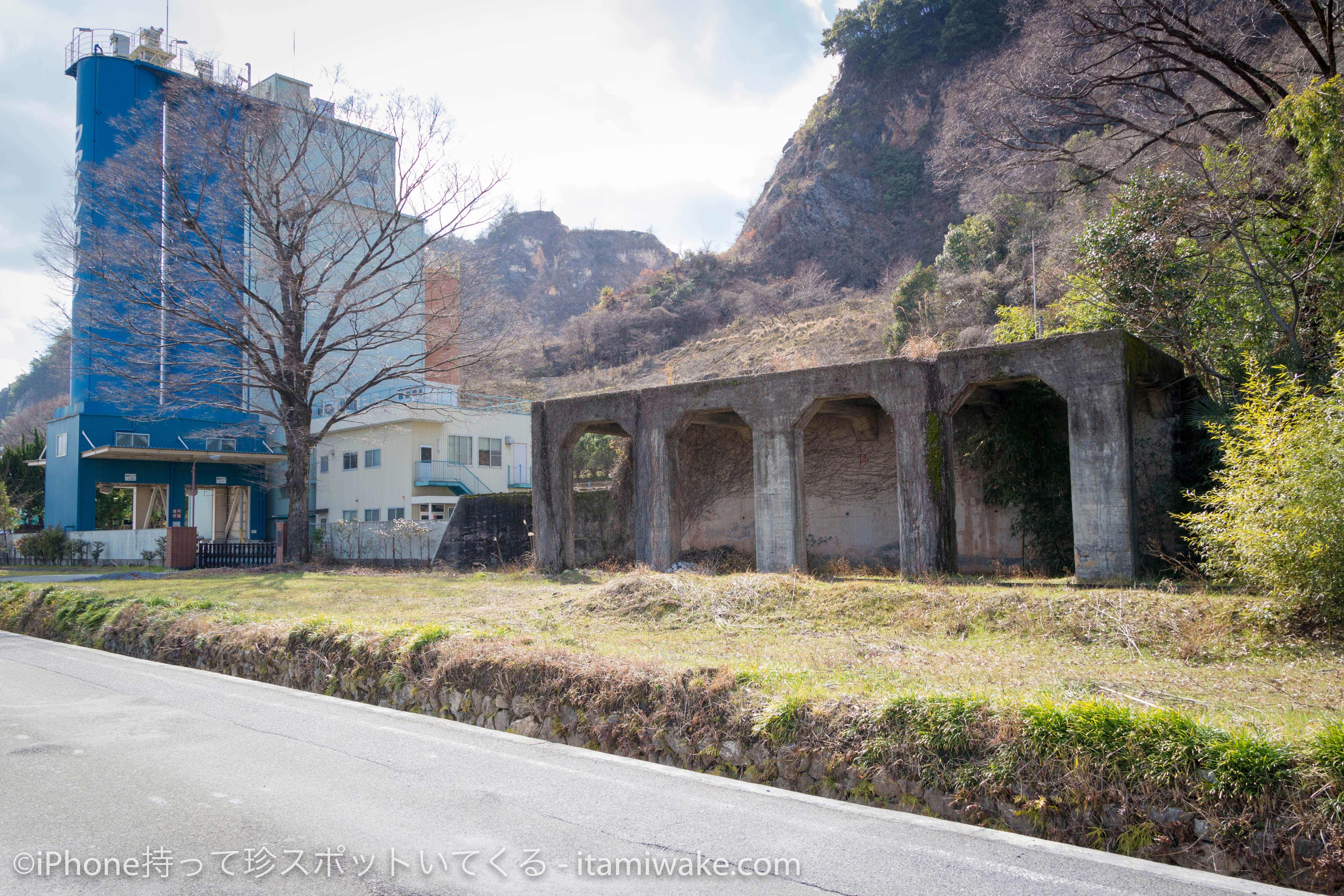 市橋駅の全景