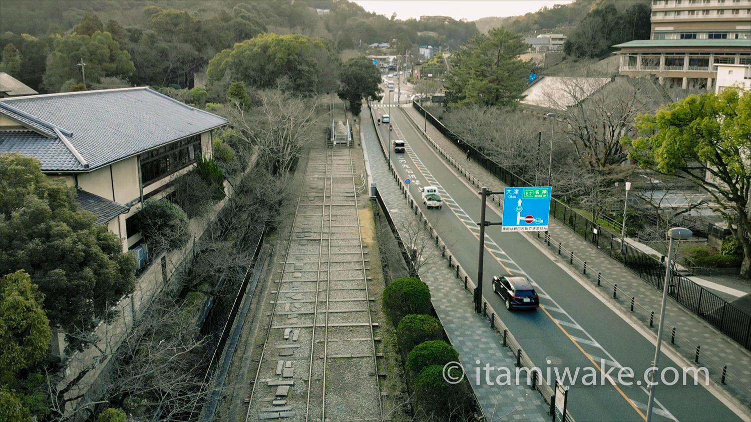 蹴上インクラインまじ素敵！京都に残る水路に続く線路の名残を辿ったから見て