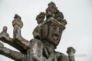 宮崎県の高鍋大師へ 個性的な造形の仏像群と一人の男の熱い想い